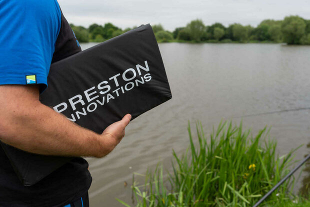 Preston - Fold Away Unhooking Mat - Preston