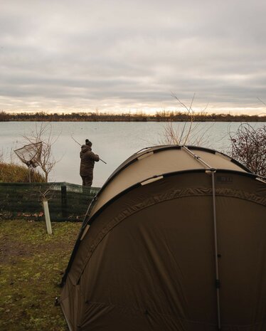 Fox Carp - Voyager 2 Person Bivvy - Fox Carp