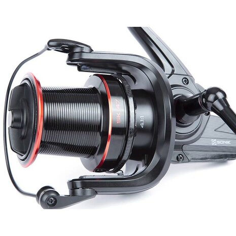 Sonik - Slip voorop SK-47 Carbon 10000 Carp Reel - Sonik